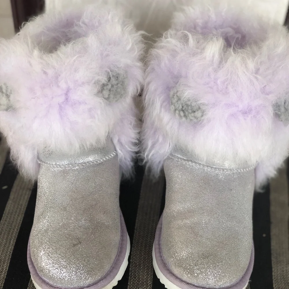 Ugg maizey Classic II silver purple sparkle boots